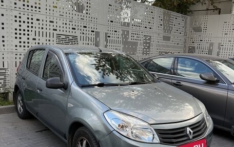 Renault Sandero I, 2011 год, 690 000 рублей, 2 фотография