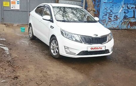 KIA Rio III рестайлинг, 2014 год, 1 000 000 рублей, 3 фотография