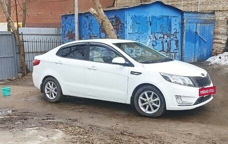 KIA Rio III рестайлинг, 2014 год, 1 000 000 рублей, 6 фотография