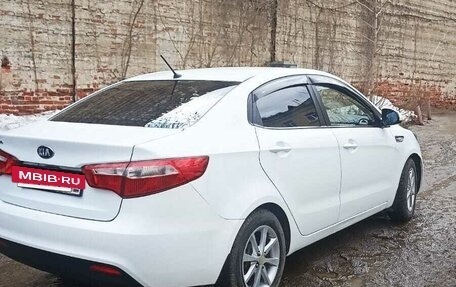 KIA Rio III рестайлинг, 2014 год, 1 000 000 рублей, 5 фотография
