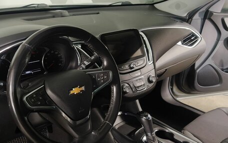 Chevrolet Malibu IX, 2017 год, 1 250 000 рублей, 10 фотография