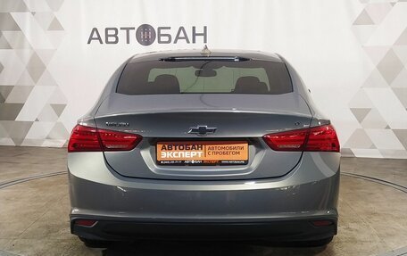 Chevrolet Malibu IX, 2017 год, 1 250 000 рублей, 5 фотография