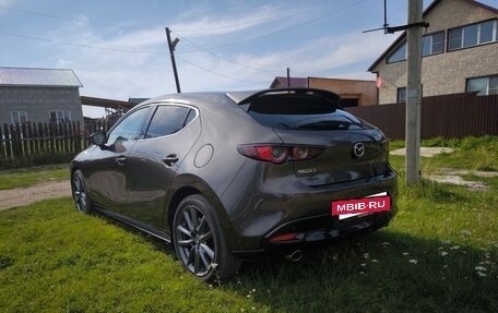 Mazda 3, 2019 год, 1 850 000 рублей, 4 фотография