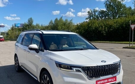 KIA Carnival, 2021 год, 3 400 000 рублей, 3 фотография