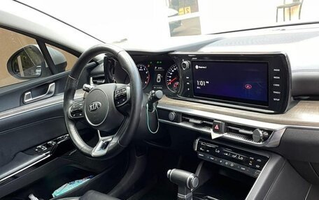 KIA K5, 2022 год, 2 800 000 рублей, 4 фотография