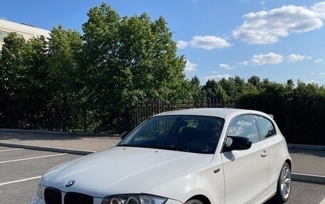 BMW 1 серия, 2010 год, 850 000 рублей, 11 фотография