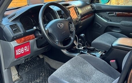 Toyota Land Cruiser Prado 120 рестайлинг, 2006 год, 1 797 000 рублей, 5 фотография