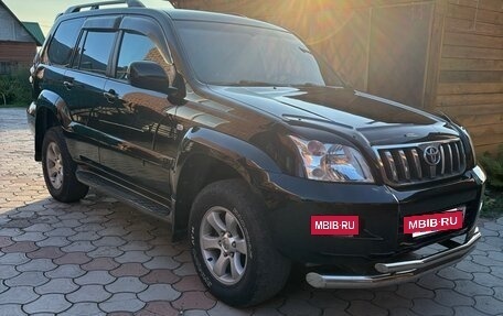 Toyota Land Cruiser Prado 120 рестайлинг, 2006 год, 1 797 000 рублей, 2 фотография