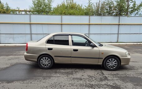 Hyundai Accent II, 2004 год, 330 000 рублей, 2 фотография