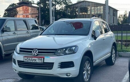 Volkswagen Touareg III, 2013 год, 2 249 000 рублей, 1 фотография