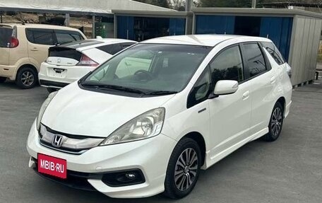 Honda Fit Shuttle I рестайлинг, 2014 год, 705 000 рублей, 1 фотография