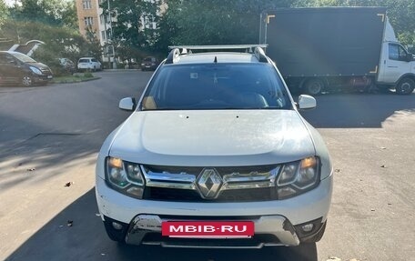 Renault Duster I рестайлинг, 2016 год, 1 100 000 рублей, 4 фотография