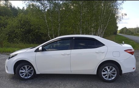 Toyota Corolla, 2015 год, 1 530 000 рублей, 6 фотография