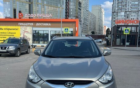Hyundai ix35 I рестайлинг, 2010 год, 1 190 000 рублей, 2 фотография