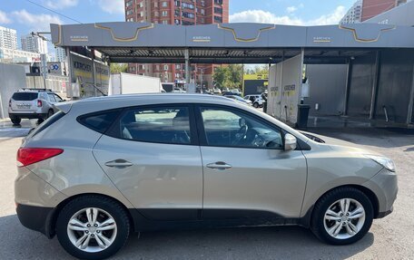 Hyundai ix35 I рестайлинг, 2010 год, 1 190 000 рублей, 9 фотография