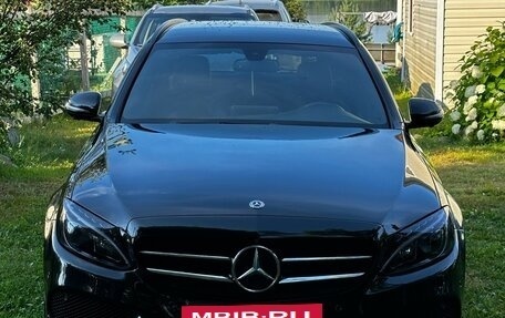 Mercedes-Benz C-Класс, 2018 год, 2 300 000 рублей, 6 фотография