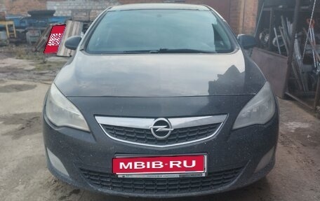 Opel Astra J, 2011 год, 539 000 рублей, 1 фотография