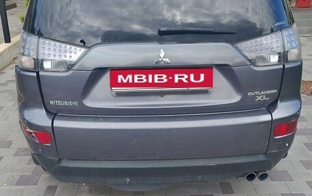 Mitsubishi Outlander III рестайлинг 3, 2007 год, 800 000 рублей, 1 фотография