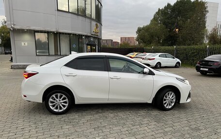 Toyota Corolla, 2018 год, 2 000 000 рублей, 5 фотография