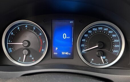 Toyota Corolla, 2018 год, 2 000 000 рублей, 12 фотография