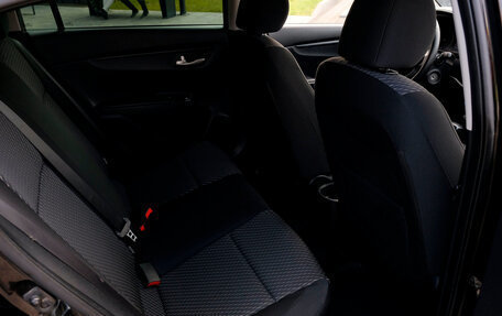 KIA Rio IV, 2017 год, 1 354 680 рублей, 10 фотография