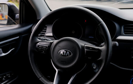 KIA Rio IV, 2017 год, 1 354 680 рублей, 12 фотография