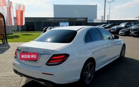 Mercedes-Benz E-Класс, 2019 год, 4 120 000 рублей, 9 фотография
