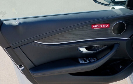 Mercedes-Benz E-Класс, 2019 год, 4 120 000 рублей, 17 фотография