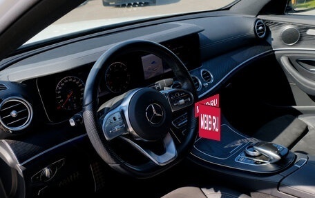 Mercedes-Benz E-Класс, 2019 год, 4 120 000 рублей, 16 фотография