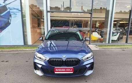 BMW 1 серия, 2022 год, 2 130 000 рублей, 1 фотография