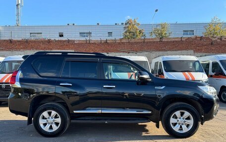 Toyota Land Cruiser Prado 150 рестайлинг 2, 2020 год, 3 950 000 рублей, 6 фотография