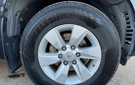 Toyota Land Cruiser Prado 150 рестайлинг 2, 2020 год, 3 950 000 рублей, 17 фотография