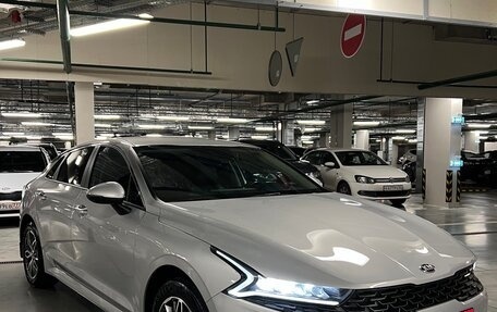 KIA K5, 2021 год, 2 800 000 рублей, 2 фотография