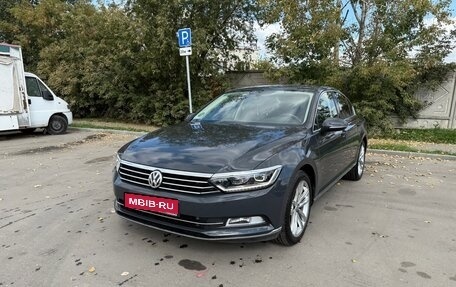 Volkswagen Passat B8 рестайлинг, 2018 год, 2 365 000 рублей, 1 фотография
