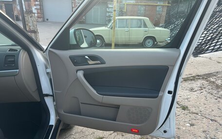 Skoda Yeti I рестайлинг, 2011 год, 1 100 000 рублей, 11 фотография
