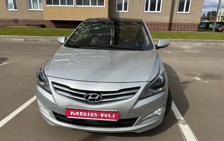 Hyundai Solaris II рестайлинг, 2014 год, 650 000 рублей, 1 фотография