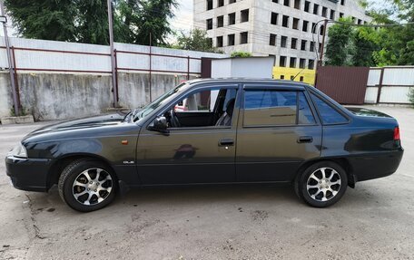 Daewoo Nexia I рестайлинг, 2009 год, 450 000 рублей, 4 фотография
