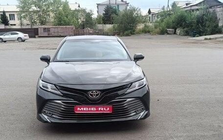 Toyota Camry, 2020 год, 2 400 000 рублей, 1 фотография