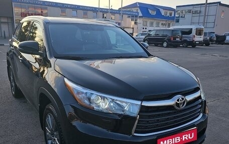 Toyota Highlander III, 2014 год, 3 100 000 рублей, 1 фотография