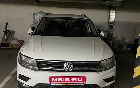 Volkswagen Tiguan II, 2018 год, 1 500 000 рублей, 11 фотография