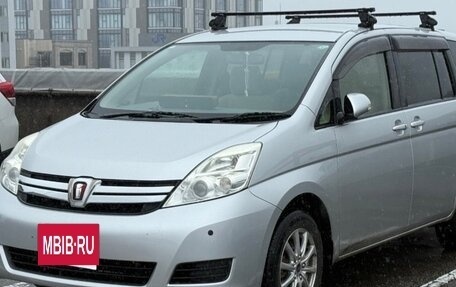 Toyota ISis I, 2012 год, 1 050 000 рублей, 3 фотография