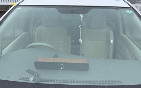Toyota ISis I, 2012 год, 1 050 000 рублей, 13 фотография