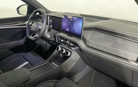 Skoda Kodiaq, 2025 год, 5 600 000 рублей, 17 фотография