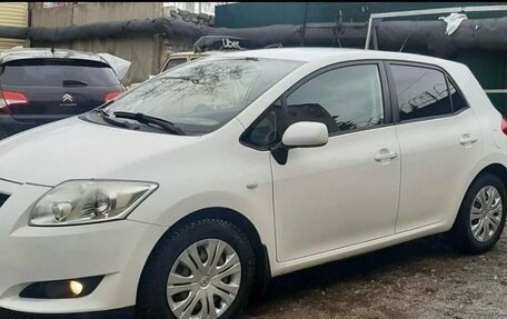 Toyota Auris II, 2008 год, 690 000 рублей, 2 фотография