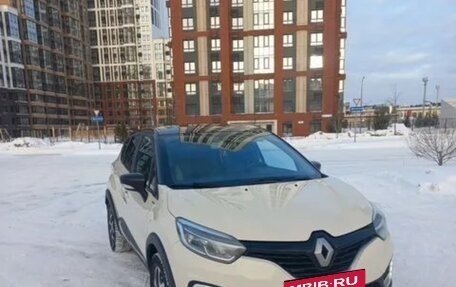 Renault Kaptur I рестайлинг, 2017 год, 1 200 000 рублей, 2 фотография
