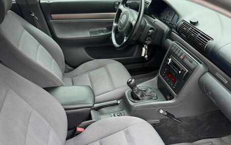 Audi A4, 1998 год, 470 000 рублей, 10 фотография