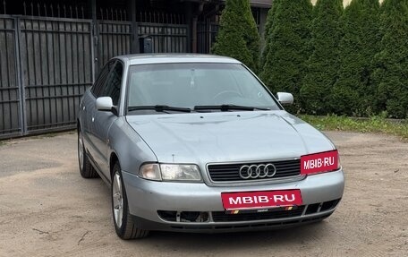 Audi A4, 1998 год, 470 000 рублей, 3 фотография