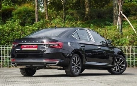 Skoda Superb III рестайлинг, 2025 год, 2 350 060 рублей, 5 фотография