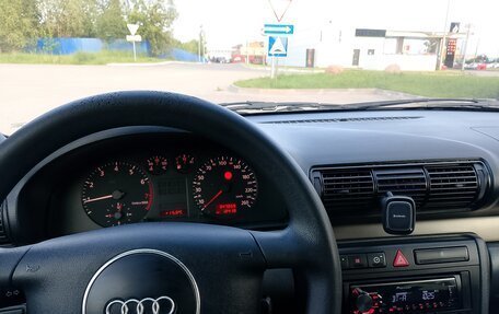 Audi A4, 1999 год, 425 000 рублей, 12 фотография