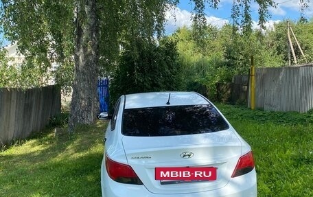 Hyundai Solaris II рестайлинг, 2015 год, 1 100 000 рублей, 2 фотография